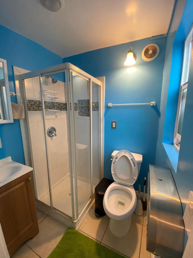Private Large La Bedroom W Private Half-Bathroom - Ac - Wifi - Private Fridge Near Usc - Exposition Park - Usc Memorial Coliseum - Banc Of California Stadium - Downtown Los Angeles Dtla - University Of Southern California Usc! Exterior photo